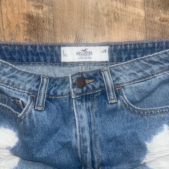 Hollister California Ultra High-Rise Distressed Denim Skirt w26 (Size 3) - Picture 3 of 3